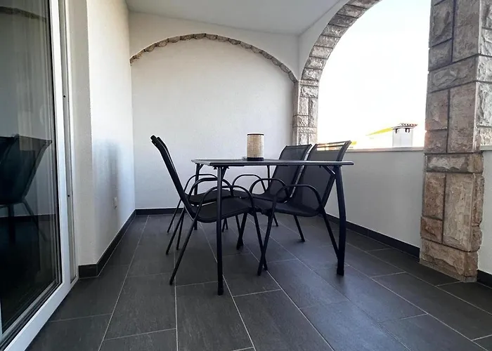 公寓 Kafadar, Okrug Gornji 特罗吉尔